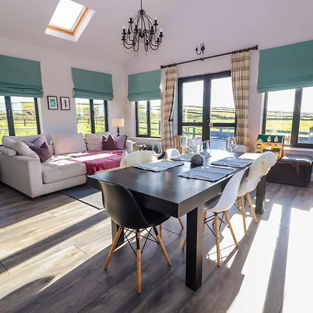 2 Ocean View Holiday home *